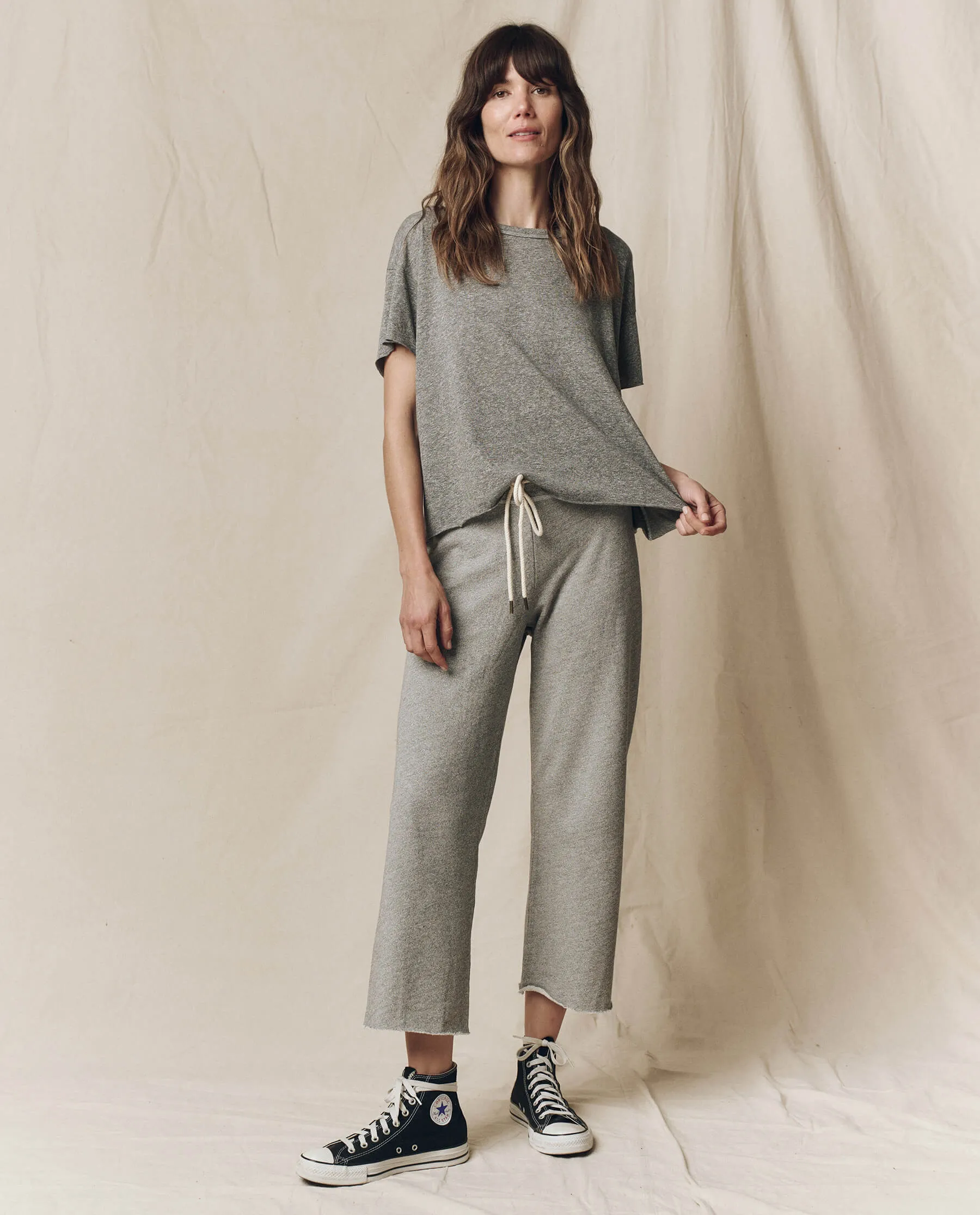 The Crop Tee. Solid -- Heather Grey